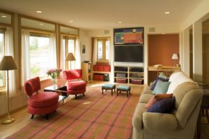 Fuc-living-room-passive-solar-sun-tempered-wood-floor-desk-nook-television-nook